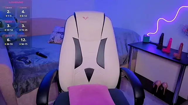 DeeDiamond webcam