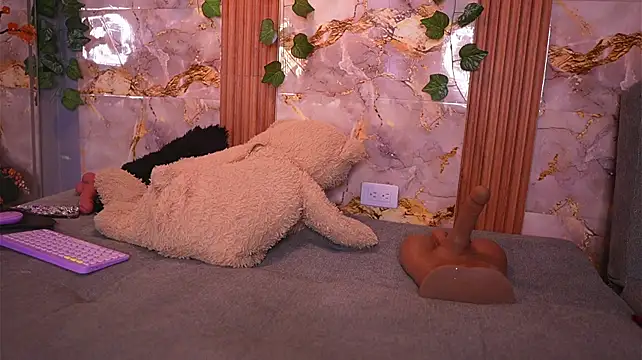 zoey-fox webcam