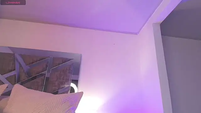 Meghann_sweet1993 webcam