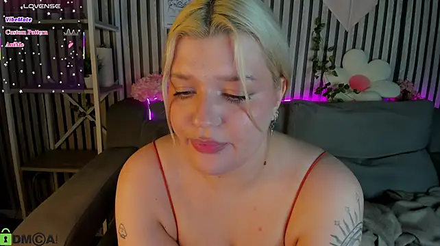 Michele_Greenn webcam