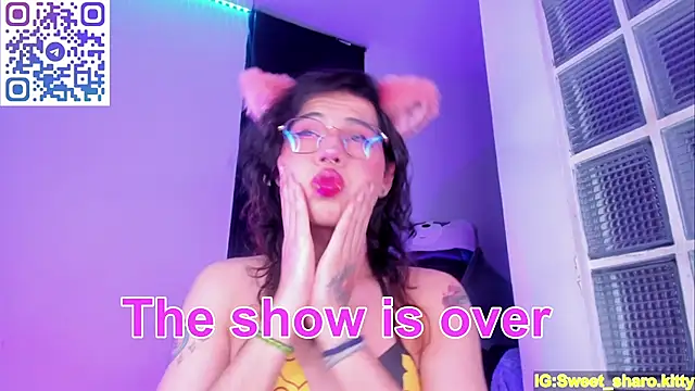 Sweet-SharoKitty webcam