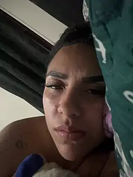 Damnhot26 webcam