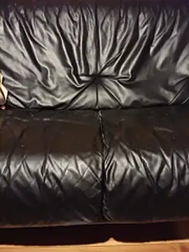 laaralatexxa_BDSM webcam