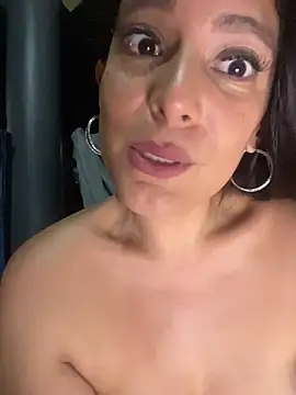 Luna_6911_ webcam
