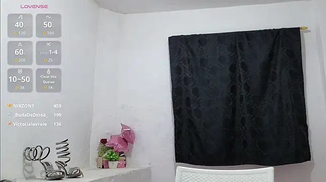 EmiNavarro webcam