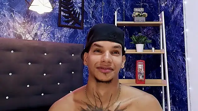 kai_storm77 webcam