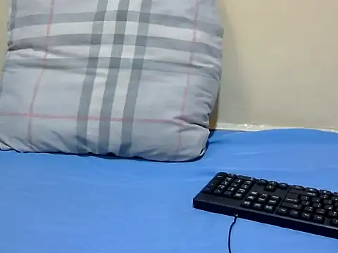 babyellah webcam