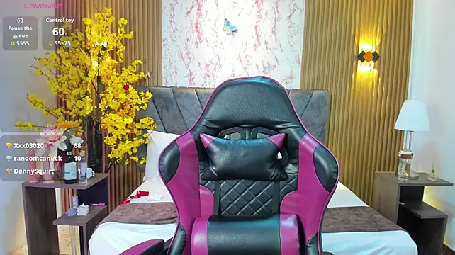 Ayla_min webcam