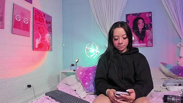 Cristal_Jonness webcam