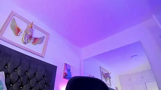 evelynl_auren webcam