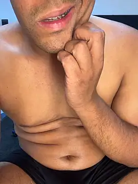 Tonyvelvet webcam