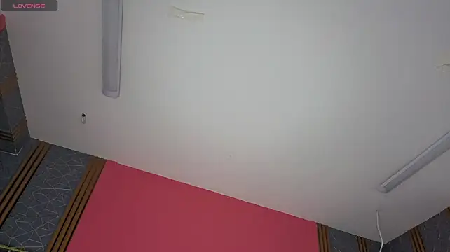 Emma_Burning_ webcam