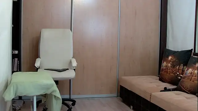 IreneShine_ webcam