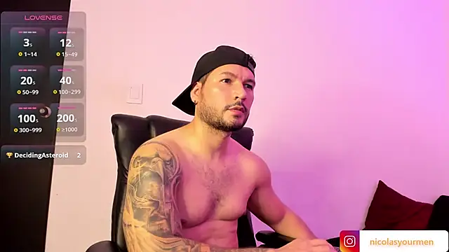 nicolasx1000 webcam