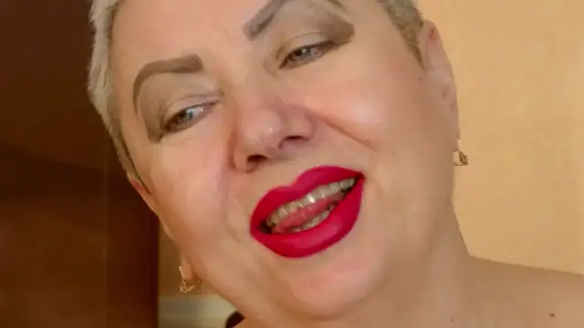 LadyPosh webcam