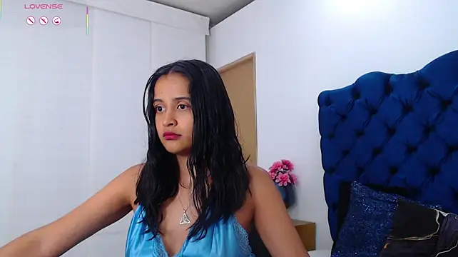 Lili666_ webcam