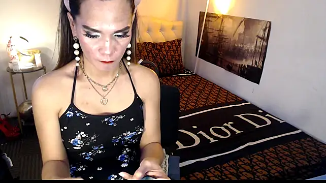 NinaDOM4CUM live cam on StripChat