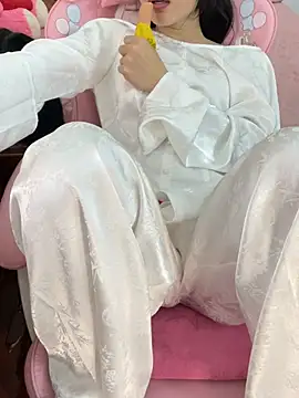 ___Erin___ live webcam