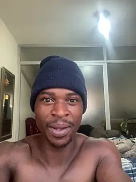 eyoItsRiley