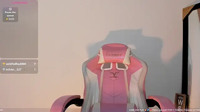 sweetieandjuicyy webcam