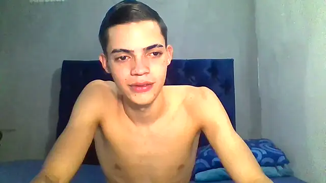 Latinos_2001 webcam