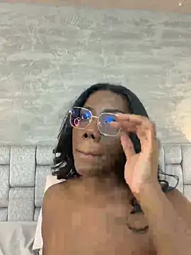 Alaia_Colins webcam