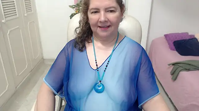 leonela_69 webcam