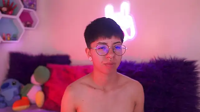 tommy_blue webcam