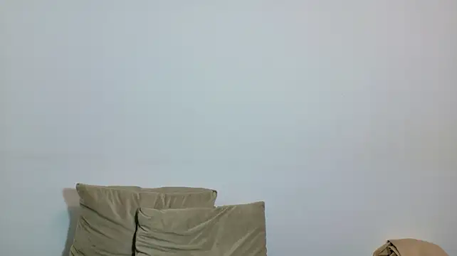 ivanna__rose (F teen) - Finger in ASS !!!XOXOXO play with me