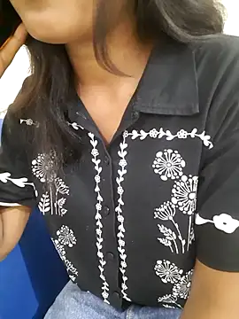 Navya6879 webcam