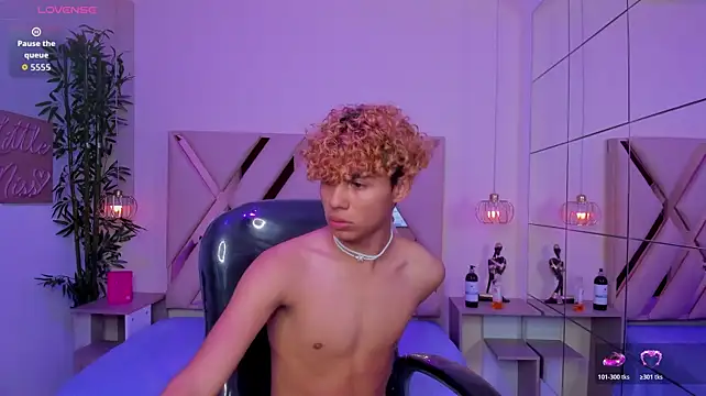 Anyelo_Twink webcam