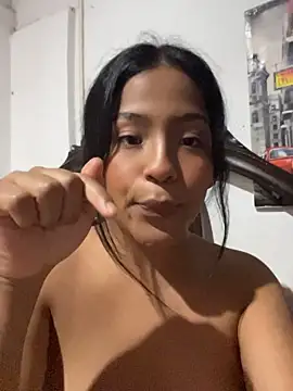LeahBar webcam