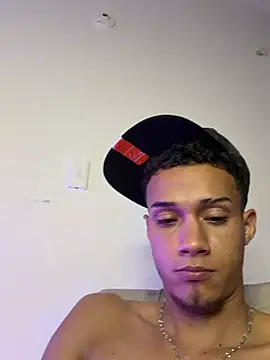 friends_lust_latin webcam