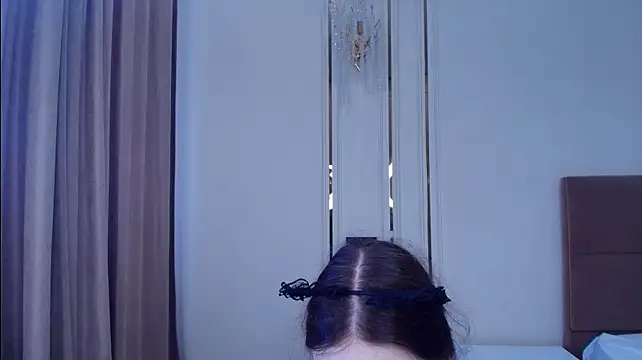 lalisabrown live cam on StripChat