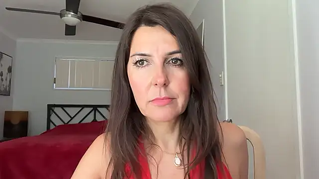 jonellasa (Ask my age) - Buy a sexy high heels for my feet