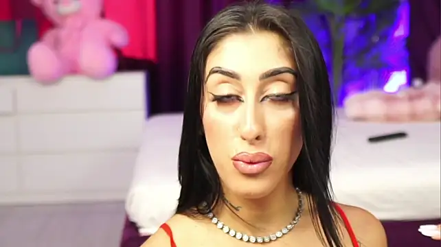 Madam_Diamond webcam