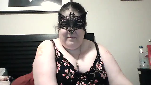 ScarletVixxen webcam