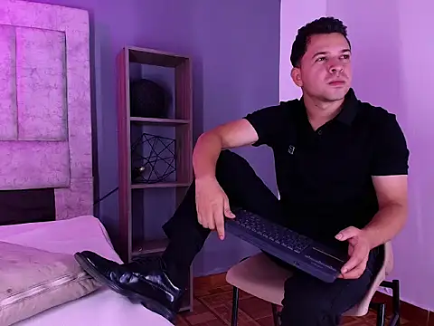 Hey_Noaah webcam