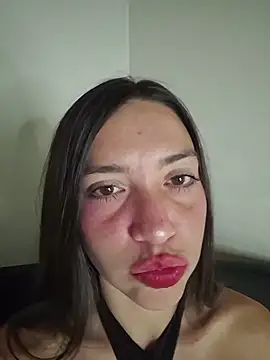 loveuu-bae webcam