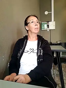 Celine_Faer1 webcam