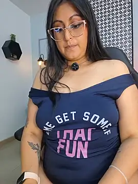 Amber_gold_ webcam