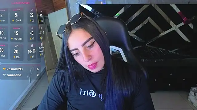 mia_desire_a