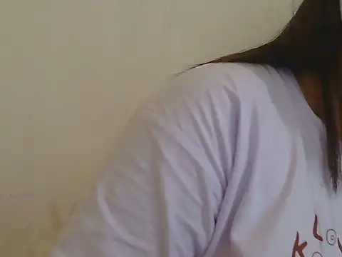 ChubbyButty live cam on StripChat