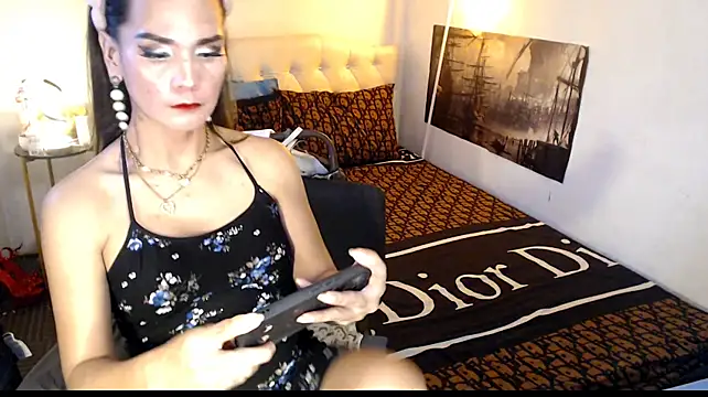NinaDOM4CUM live cam on StripChat