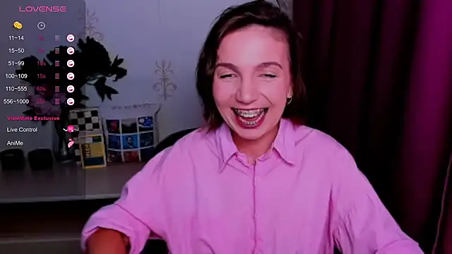 KindHazelHere_ webcam