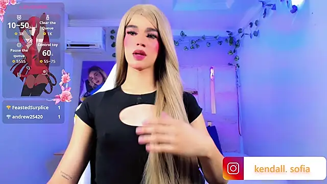 Sophiaa_doll_ webcam
