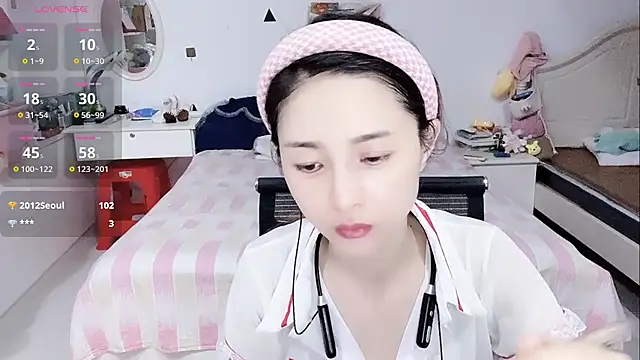 miaomiao-99 webcam