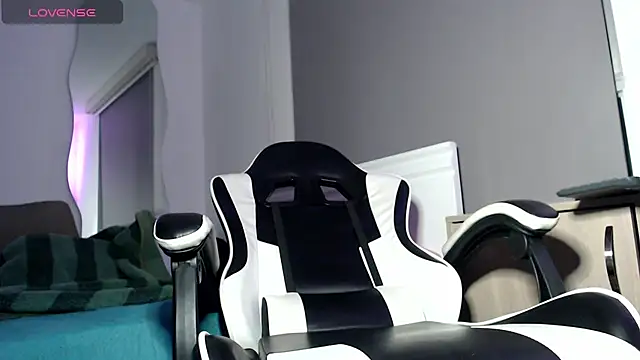 Tyler_axel webcam