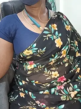 Tamil-hotwife webcam