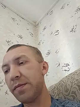 _uncle_Mitya-43_ live cam on StripChat